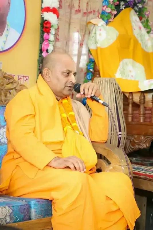 শ্রী শ্রী রাধা গোবিন্দের মন্দির (ইসকন রুপগঞ্জ) - ছবি 13
