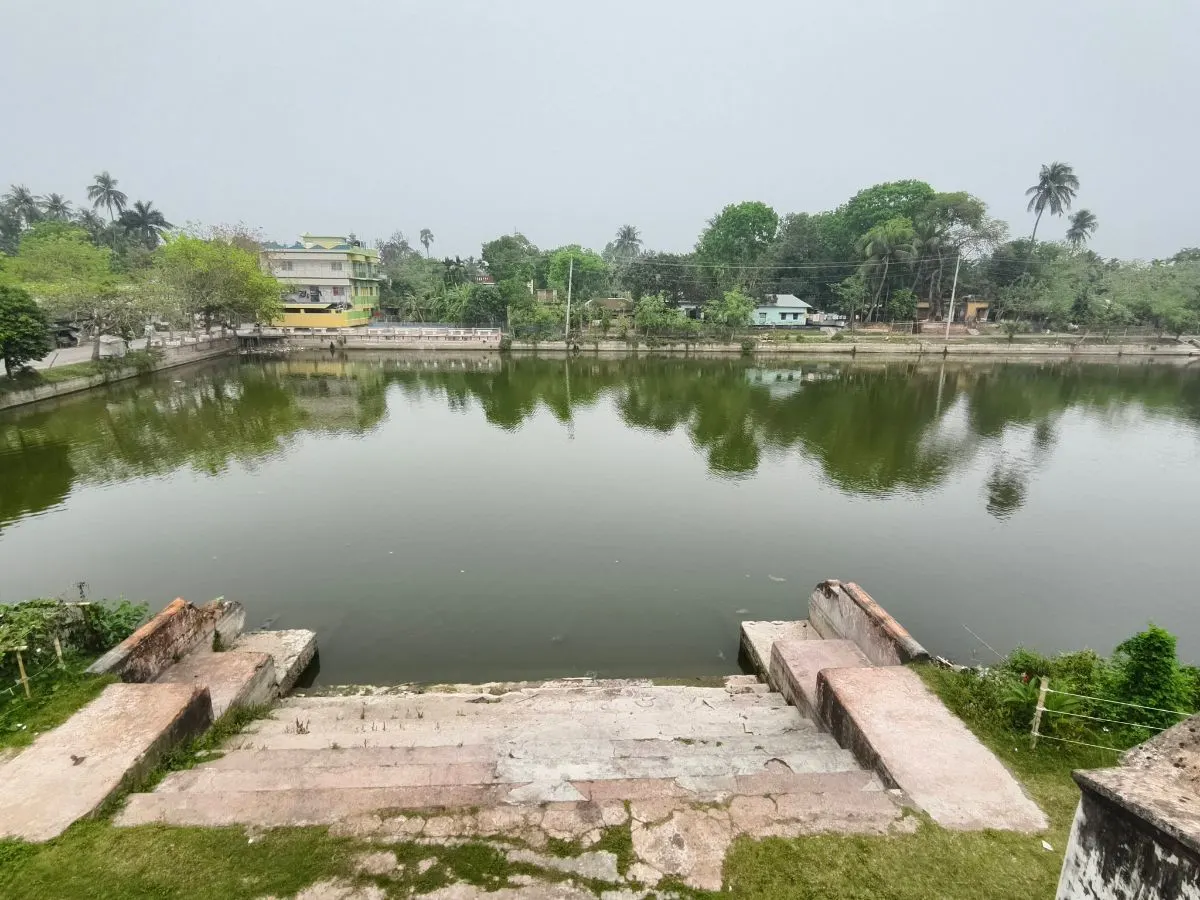 পুঠিয়া রাজবাড়ী মন্দির কমপ্লেক্স photo