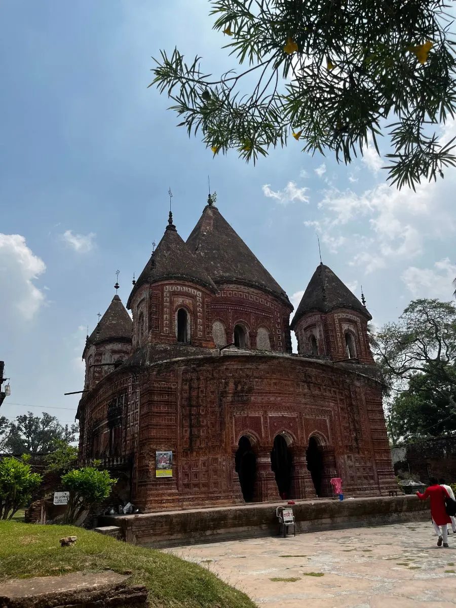 পুঠিয়া রাজবাড়ী মন্দির কমপ্লেক্স - ছবি 10