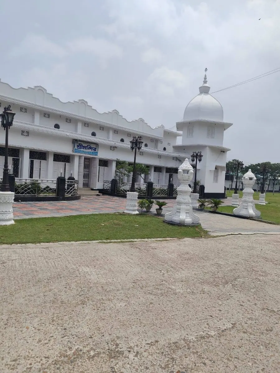 পাবনা শ্রী শ্রী ঠাকুর অনুকূল চন্দ্র সৎসঙ্গ photo