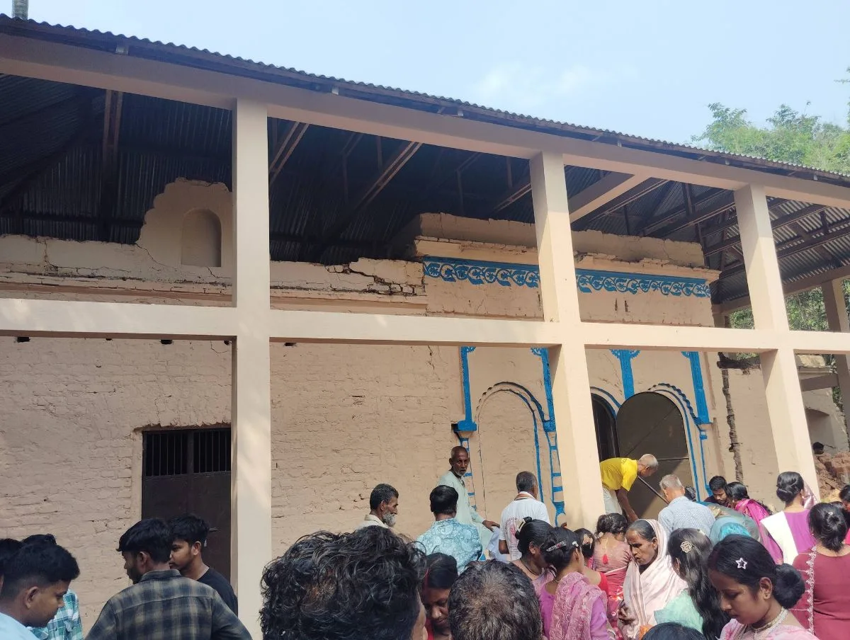 ঢাকাদক্ষিন শ্রীশ্রী চৈতন্য মহাপ্রভুর বাড়ি - ছবি 14