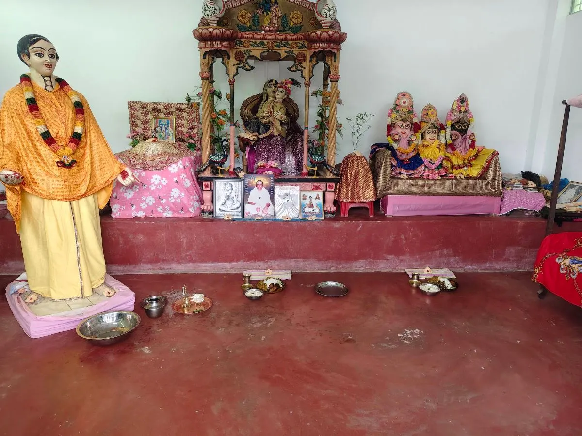 শ্রী শ্রী শচী মাতার অঙ্গন  - ছবি 9