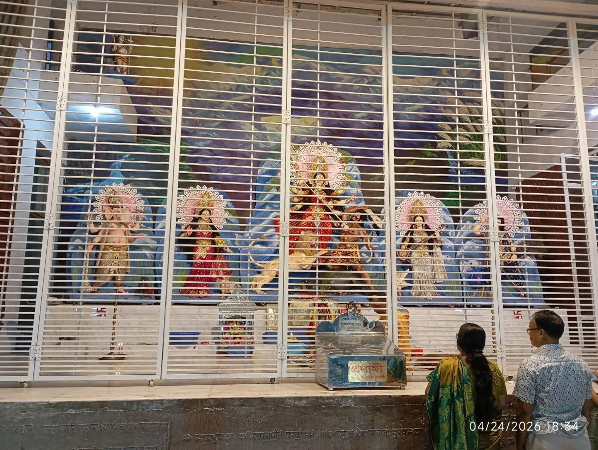 শ্রী শ্রী ঢাকেশ্বরী জাতীয় মন্দির photo
