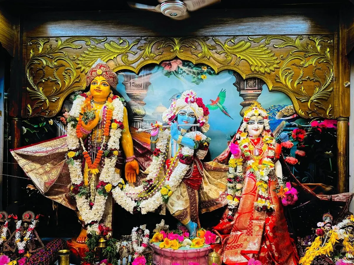 লক্ষ্মীপুর ইসকন মন্দির  photo