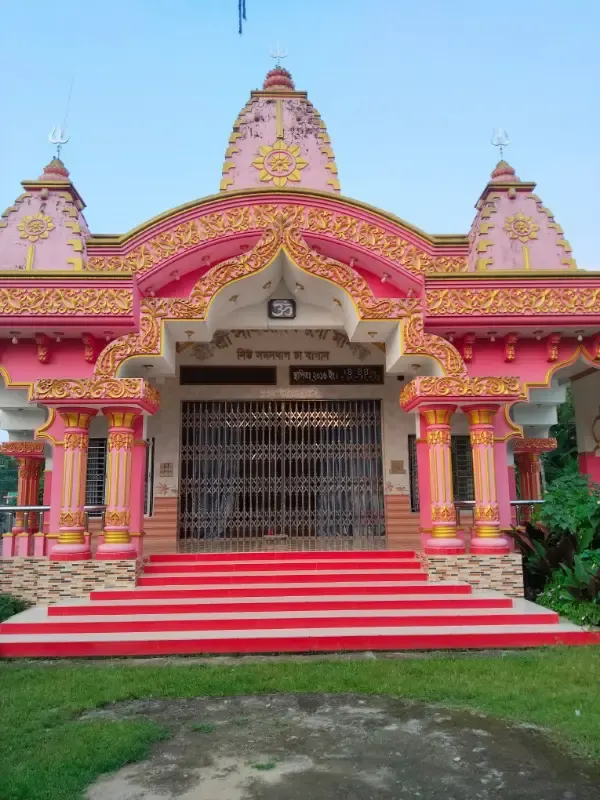  বড়লেখা শ্রী শ্রী সার্বজনীন দুর্গামন্দির photo