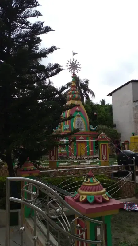 শ্রী শ্রী ঈশ্বর নরসিংহ জিওর মন্দির photo