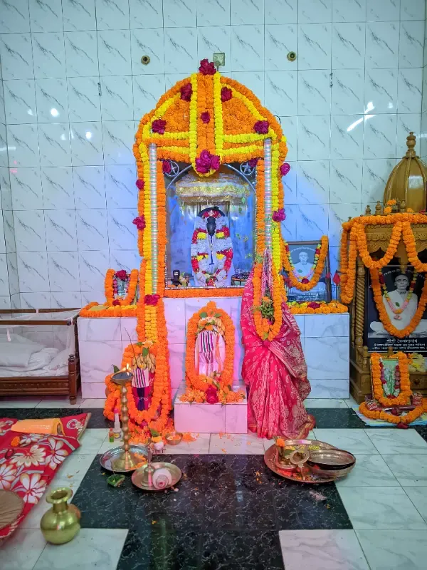 সার্বজনীন শ্রী শ্রী সত্য নারায়ণ বিগ্রহ মন্দির - ছবি 9