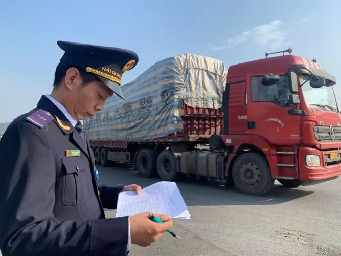 Doanh nghiệp nước ngoài có được kinh doanh tạm nhập tái xuất?