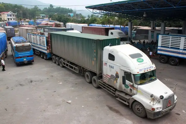 Dịch vụ vận chuyển Việt - Lào đảm bảo an toàn và chất lượng
