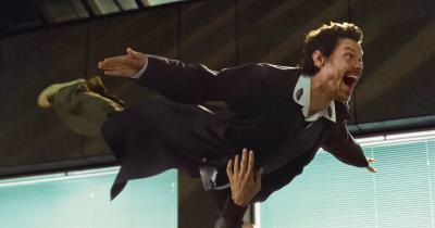 Harry Styles Joins the Party