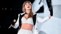 Woman admits selling fake Taylor Swift tickets