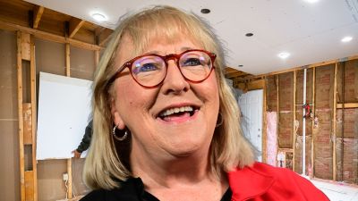 Travis & Jason Kelce’s Mom Donna Remodeling Her Modest Florida Home