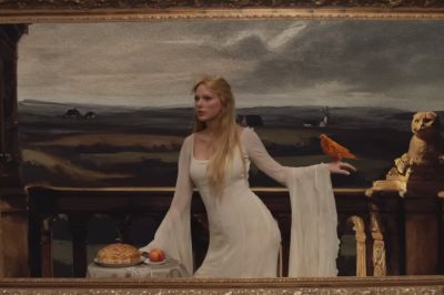 Taylor Swift Drops Hushed ‘Alone In My Tower’ Acoustic Version of ‘The Fate of Ophelia’