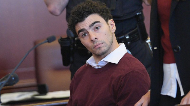 Luigi Mangione Was Listening to Taylor Swift and Charli XCX in Jail — Until “King” Got Involved