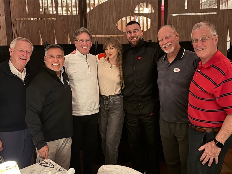 Taylor Swift and Travis Kelce Seen in New Photo From Their Date After the Chiefs-Colts Game