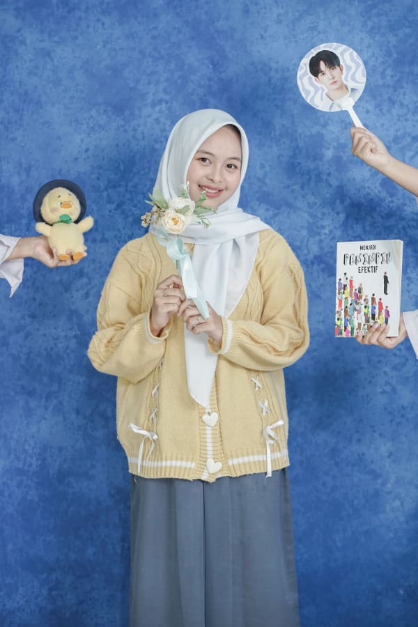 Photo of APRILINA CAHYANI