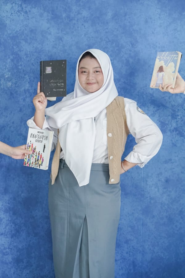 Photo of DINI ANDRIYANI