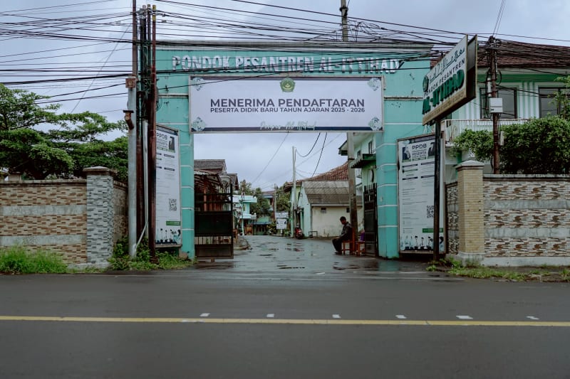 Gerbang 1