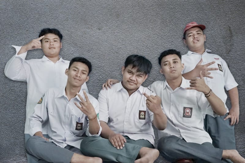 12 B APL Group 2