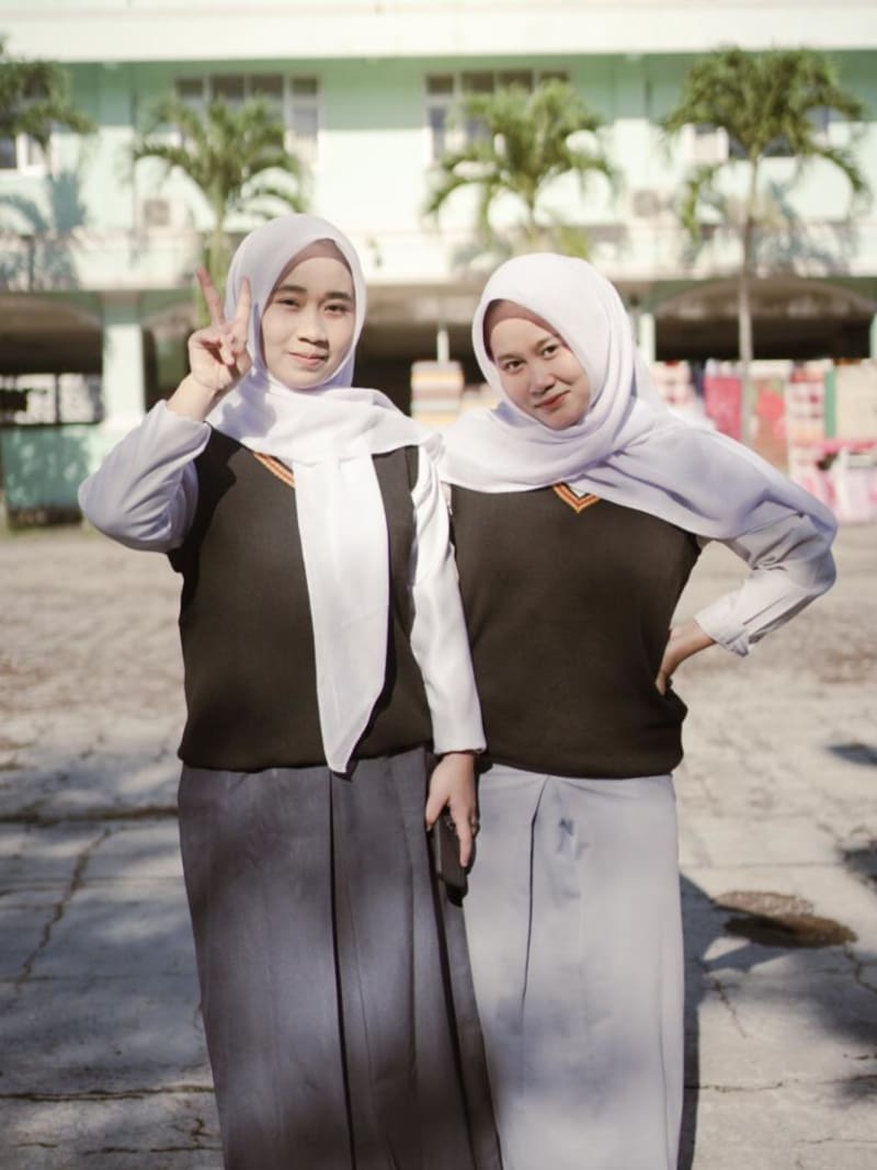 Sazkia Nurmalasari & Yasinta Fadilah