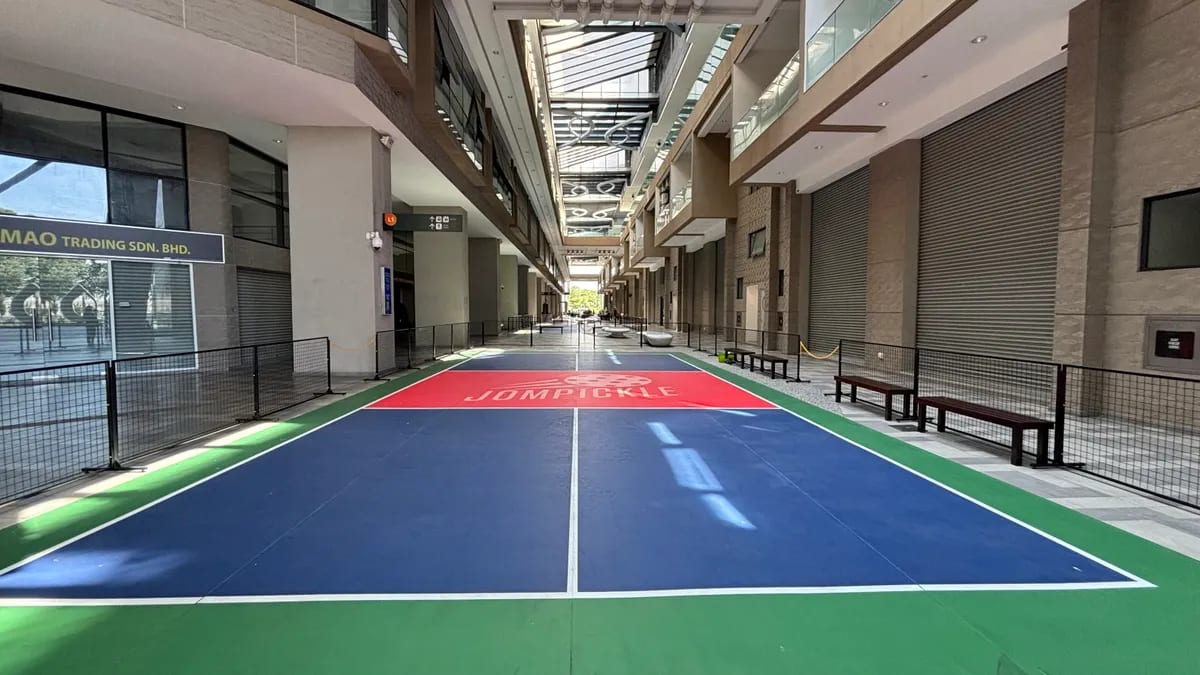 Pickleball Courts on in Icon City