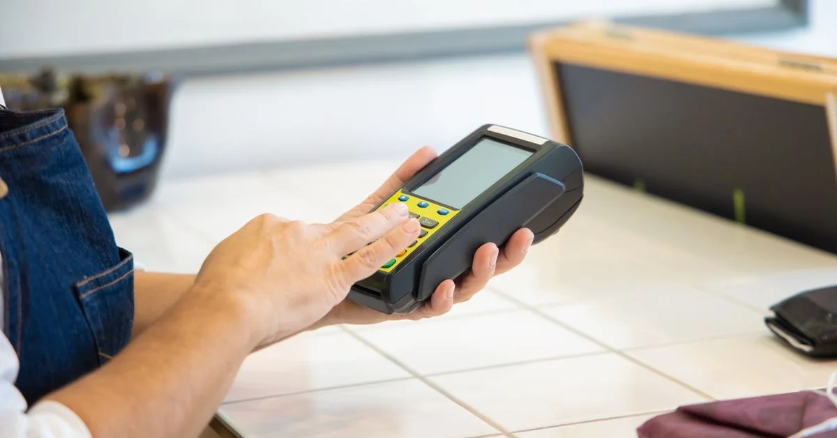 Wireless Card Reader for Car Boot Sales: Mobile Payments (2026)
