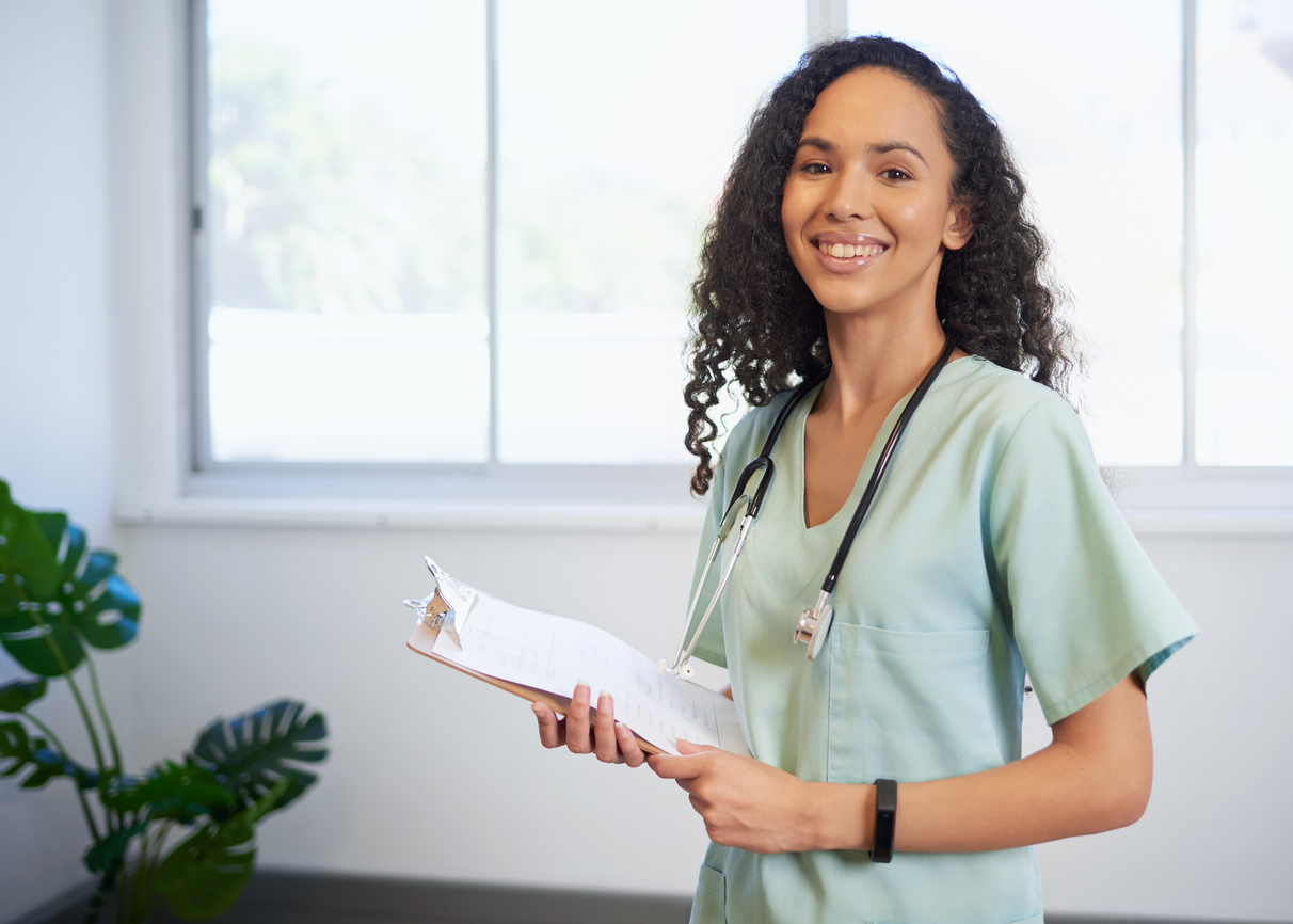 doctor holding a clipboard