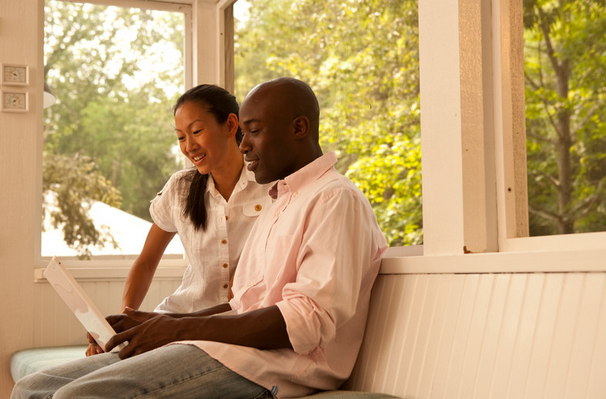 couple looking at a laptop