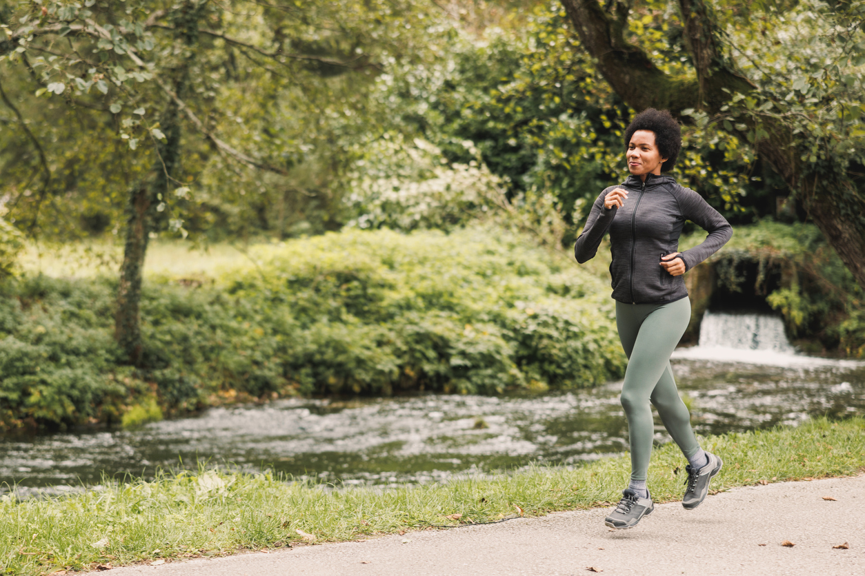 woman jogging