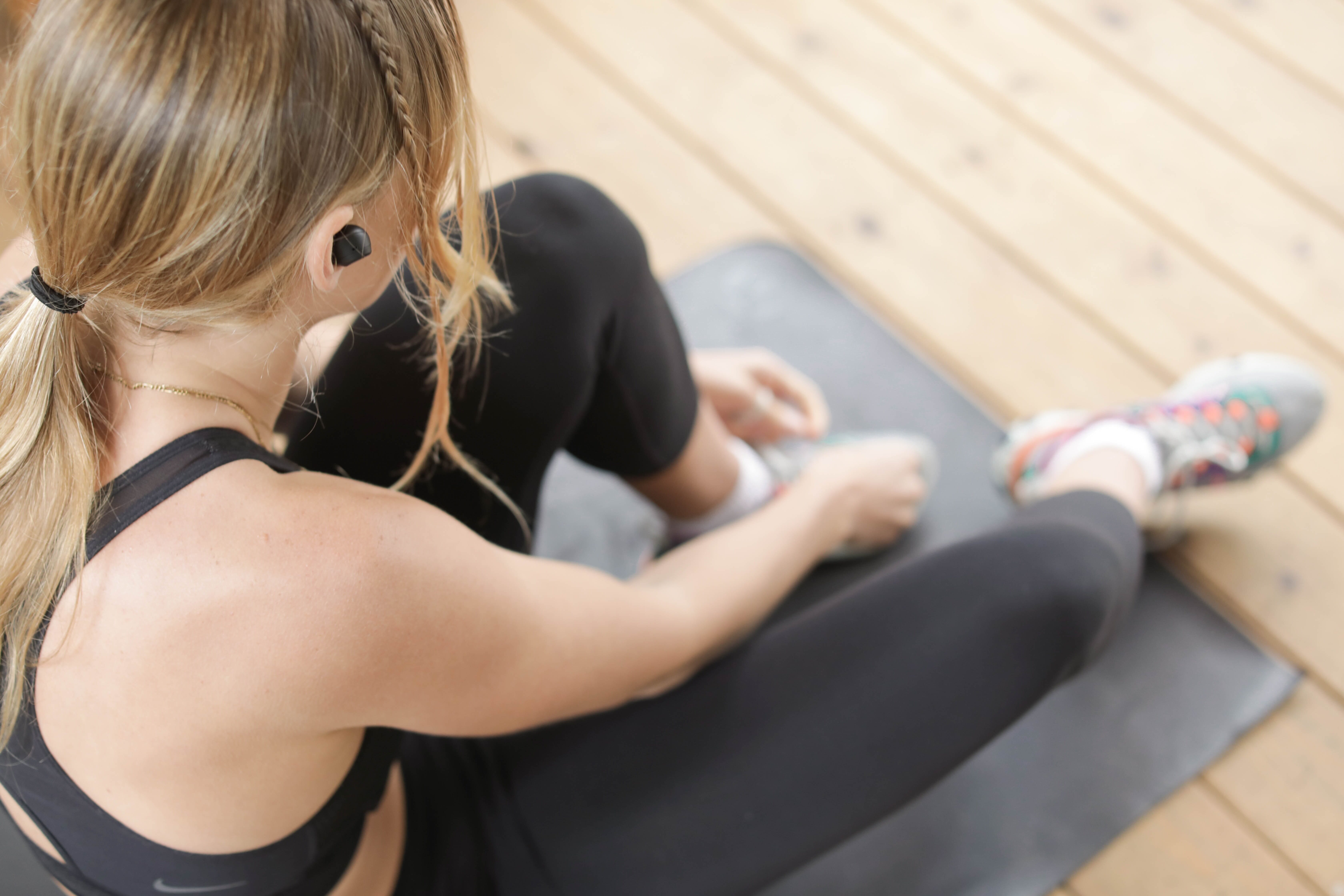 woman getting ready to work out