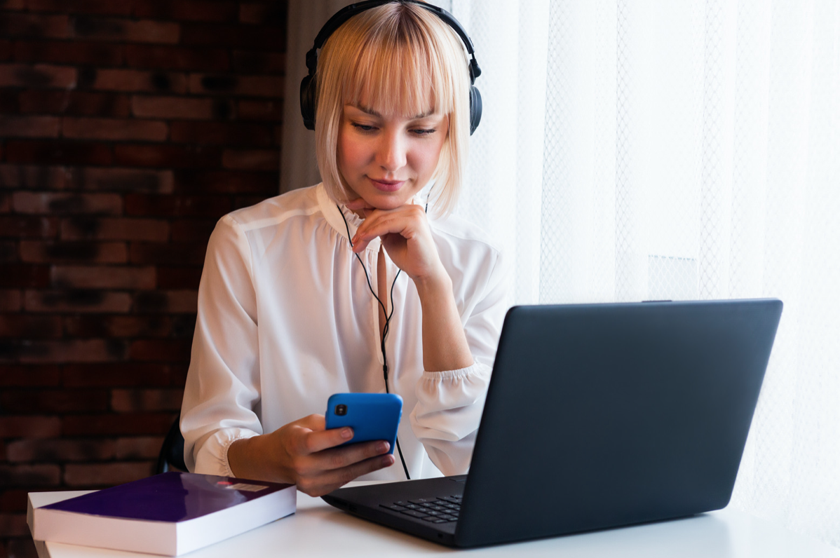 woman working on her laptop