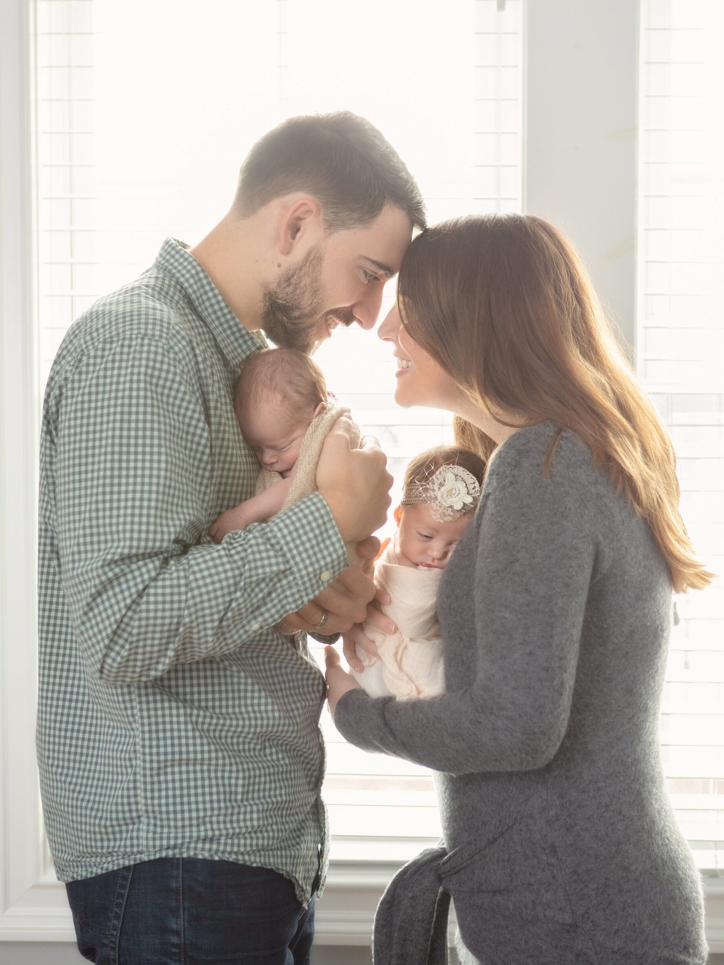 hodgdon family with their twins