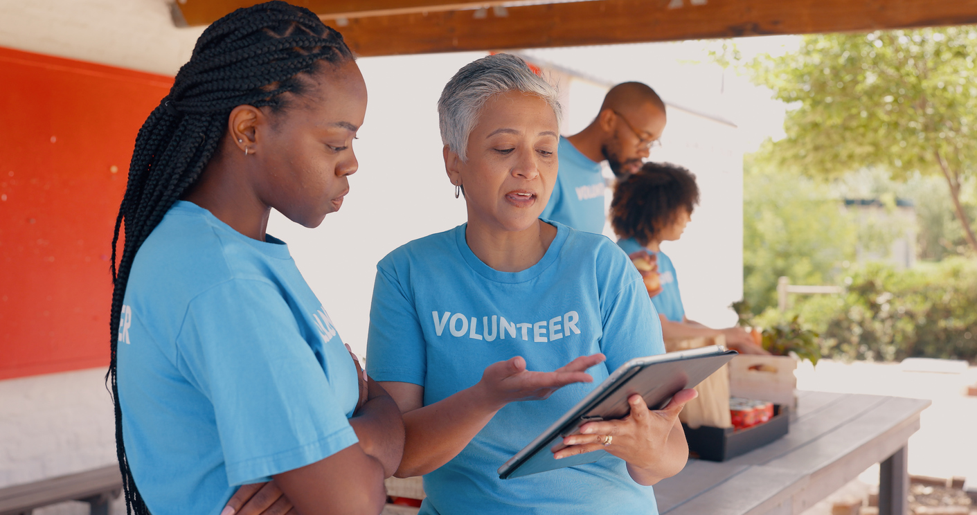 woman volunteering to dispense accurate information about ivf