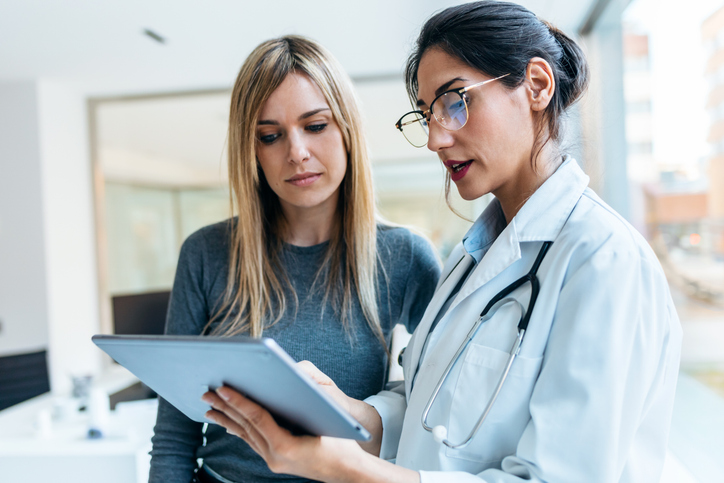 doctor and patient discussing the depo shot and infertility