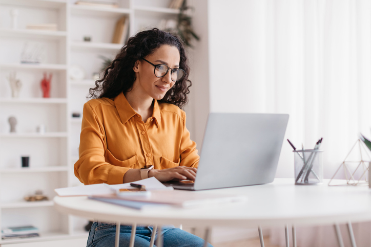 woman working on her laptop