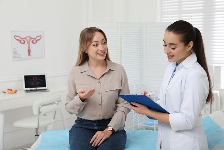 woman consulting with her obgyn