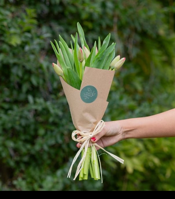 Ramo Tulipanes en WildGarden