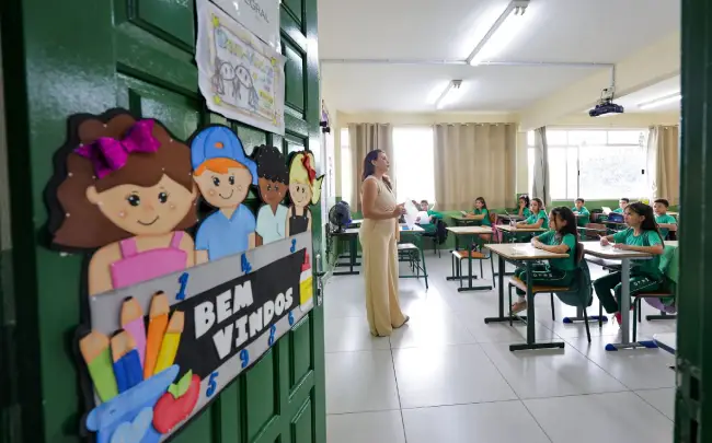 Educação de SC amplia serviços Educação de SC amplia serviços
