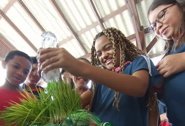 Projeto socioambiental da CASAN envolve mais de 300 alunos Projeto socioambiental da CASAN envolve mais de 300 alunos