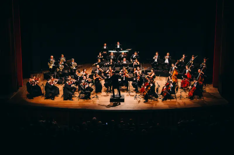 Mozart em Florianópolis: A sublime experiência do Requiem na Sexta-Feira Santa Mozart em Florianópolis: A sublime experiência do Requiem na Sexta-Feira Santa