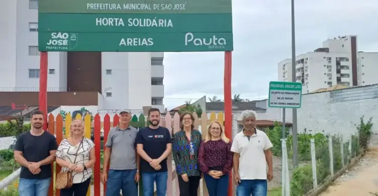 Horta comunitária: compostagem e sustentabilidade Horta comunitária: compostagem e sustentabilidade