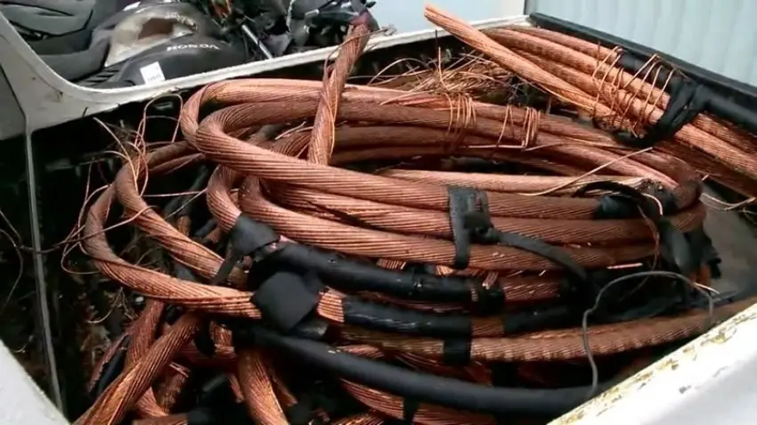 Furto de fios: Guarda Municipal de Florianópolis Cumpre Mandado de Prisão Durante Operação Noturna Furto de fios: Guarda Municipal de Florianópolis Cumpre Mandado de Prisão Durante Operação Noturna