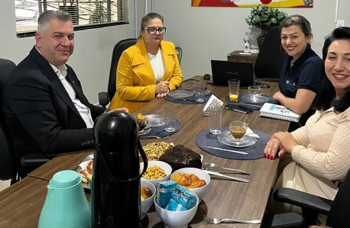 Intercâmbio fortalece inclusão escolar em Palhoça Intercâmbio fortalece inclusão escolar em Palhoça