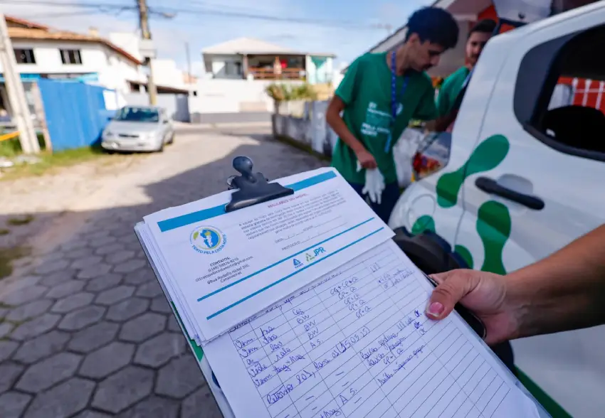 Regularização sanitária avança nos Ingleses com ação da CASAN Regularização sanitária avança nos Ingleses com ação da CASAN