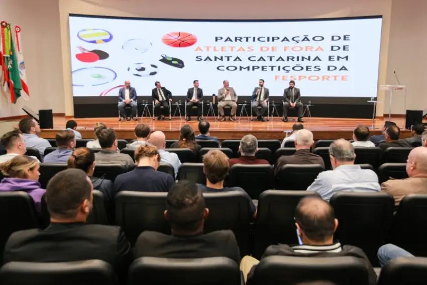 Audiência Pública debate a participação de atletas de fora de SC em competições da Fesporte Audiência Pública debate a participação de atletas de fora de SC em competições da Fesporte