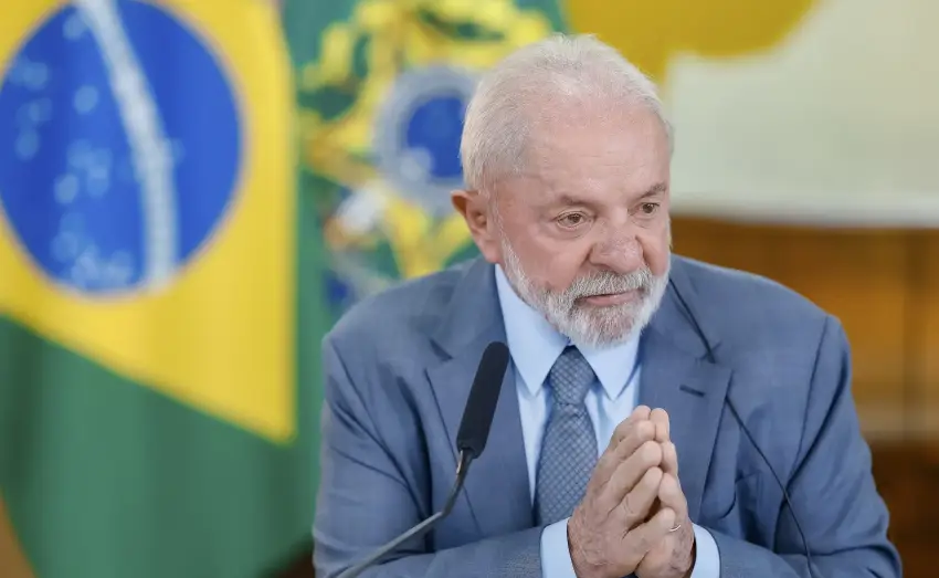Governo Lula: ONG de sindicato petista recebe R$ 15 milhões para limpar lixo Governo Lula: ONG de sindicato petista recebe R$ 15 milhões para limpar lixo