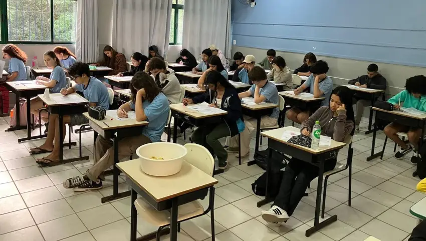 Florianópolis amplia ação para combater evasão escolar Florianópolis amplia ação para combater evasão escolar