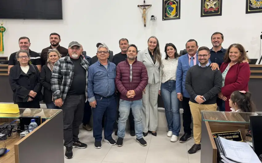Vereadores de Palhoça apoiam projeto de Amin sobre terras indígenas Vereadores de Palhoça apoiam projeto de Amin sobre terras indígenas