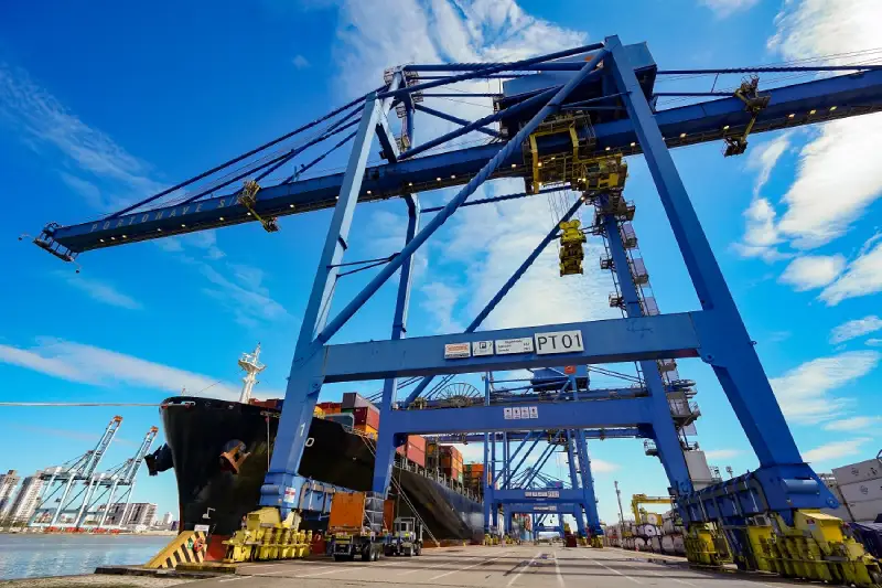 Madeira e móveis impulsionam liderança catarinense nas exportações Madeira e móveis impulsionam liderança catarinense nas exportações