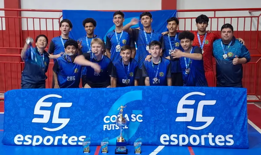 Espaço Cruzeiro foi o campeão da Série Prata Sub-18 da Copa SC Esportes de Futsal - Foto: Ingrid Quaresma